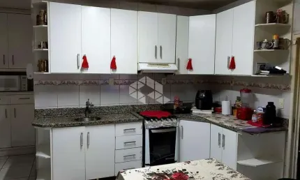 CASA A VENDA NO BAIRRO PACHECO - PALHOÇA NO VALOR DE R$ 425.000,00.