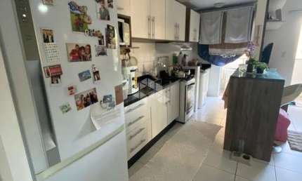 APARTAMENTO COM 2 DORMITÓRIOS/QUARTOS Á VENDA EM SÃO JOSÉ - SC - BAIRRO PONTA DE BAIXO, POR R$ 392.200,00.