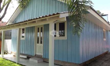 CASA 2 DORMITÓRIOS/QUARTOS, EM CARLOS BARBOSA RS, BAIRRO PONTE SECA, À VENDA POR R$450.000,00