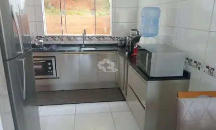 CASA SOBRADO COM 2 DORMITÓRIOS/ QUARTOS EM SÃO JOSÉ SC, BAIRRO FORQUILHAS À VENDA POR R$ 210.000,00.
