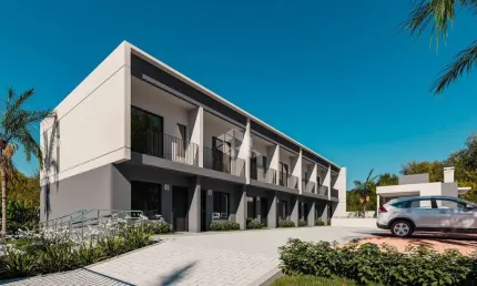Sobrado com 2 dormitórios, 1 vaga descoberta e 79,18m² para vender por r$ 366.000,00