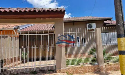 Casa com 2 dormitórios à venda, 156 m² por R$ 398.000,00 - Olaria - Canoas/RS