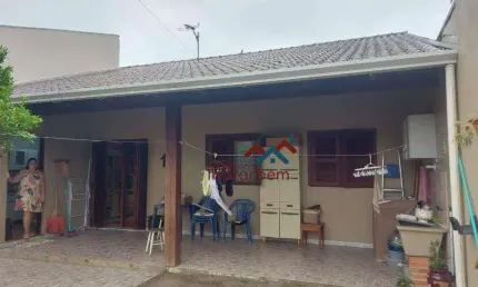 Casa com 2 dormitórios à venda, 70 m² por R$ 371.000 - São José - Canoas/RS