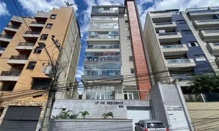 Apartamento alto padrão 3 quartos, 1 suíte, 3 vagas de garagem localizado no Bairro São Mateus