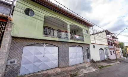 Casa com 3 quartos à venda no Democrata, Juiz de Fora 
