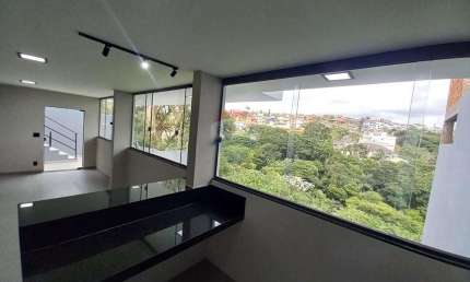 CASA 3 QUARTOS (1 suite). 2 vagas cobertas, BAIRRO SÃO PEDRO