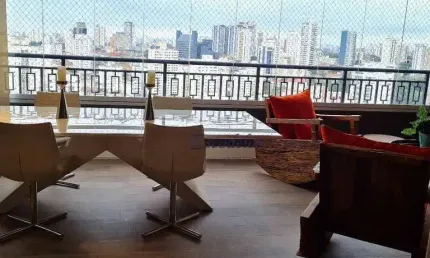 Apartamento com 4 quartos, 4 vagas à venda, 250 m² por R$ 4.400.000 - Terraço Gourmet.-Aclimação