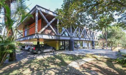 Casa para comprar com 2 suítes, 1.245m² Jardim Guedala