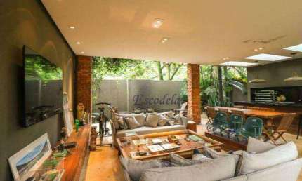 Casa com 3 Suítes  à Venda, 520 m² na Cidade Jardim