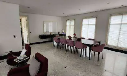 Casa  à Venda em Condomínio, 4 Suítes , 518 m², 4 vagas, no  Morumbi