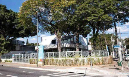 Casa comercial com 3 salas à venda na Avenida Brasil, Jardim América, São Paulo