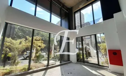 Loja à Venda de Esquina na Avenida Nove de Julho – 208m² no Jardim Paulista - São Paulo - SP