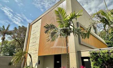 Casa de Luxo  com 3 suítes à venda, 783 m² por R$ 11.200.000 - Brooklin - São Paulo/SP