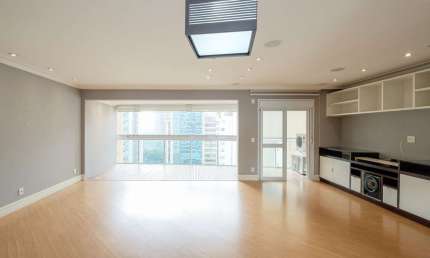 Apartamento com 3 dormitórios à venda, 124 m² por R$ 3.170.000,00 - Vila Olímpia - São Paulo/SP