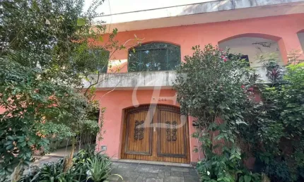 Oportunidade-Sobrado à venda -4stes-5 vagas-930ms2- Jardim Prudência-Apenas 2.500.000,00