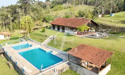 Sitio lindo com toda sofisticação  a venda, 14 alquiero em são loureno da serra