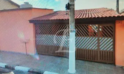 Casa  a venda,  com 3 quartos, 3 banheiros,2 vagas , 196m2 na Vila Ayrosa  em Osasco