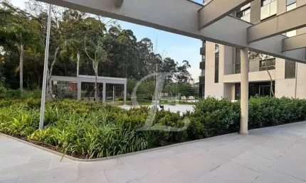 240m2, 04 suítes, novo, lazer total de condomínio clube com boliche, complexo do hospital e faculdade albert einstein, hotel emiliano