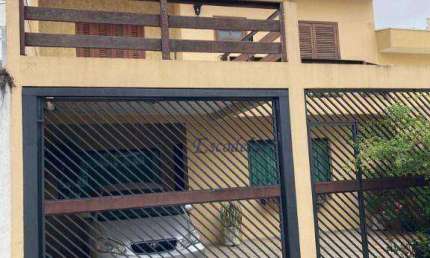 Sobrado à Venda em Santana - Tranquilidade em Vila Militar com Vasta Infraestrutura ao Redor!