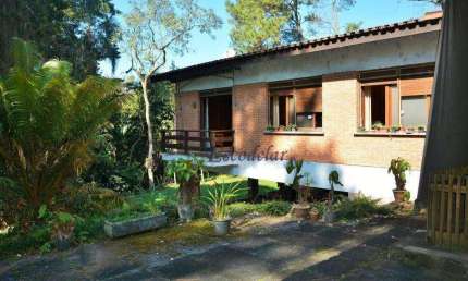 Casa na Riviera Paulista - Um Refúgio Natural com Amplo Terreno e Tranquilidade
