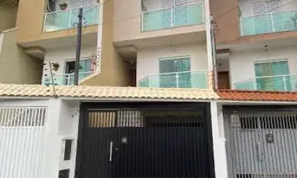 Sobrado a venda 3 dormitórios, 3 suítes, 3 vagas próximo ao horto florestal