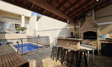 Sobrado com 3 dormitórios à venda, 300 m² por R$ 1.500.000,00 - Água Fria - São Paulo/SP