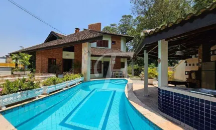 Sobrado à venda | 490m² | 4 suítes | 8 vagas | Barro Branco (Zona Norte) - São Paulo/SP