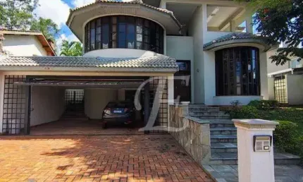 Casa com 4 dormitórios à venda em Alphaville - Barueri/SP