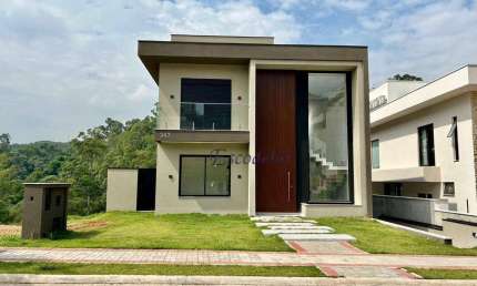 Casa á venda de Alto Padrão no Residencial Itahyê -  Alphaville