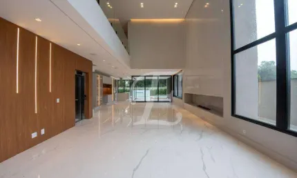 Casa moderna a venda no gênesis 2  4 suítes, piscina e vista para a mata