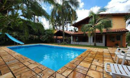 Casa com 4 quartos à venda, 275 m² por R$ 1.090.000 - Cinco Lagos - Mairiporã/SP
