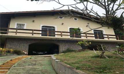 Casa com 3 dormitórios à venda, 200 m² por R$ 1.480.000,00 - Parque Petrópolis - Mairiporã/SP