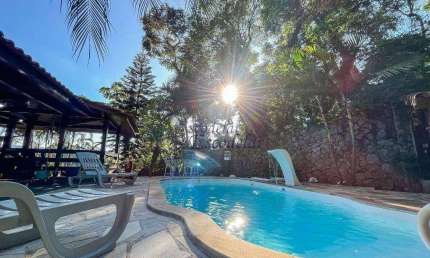 Casa com 4 dormitórios para alugar, 300 m² por R$ 9.480,00/mês - Caraguatá - Mairiporã/SP
