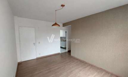 Apartamento com 3 quartos para alugar na Rua Ernani Pereira Lopes, 52, Jardim Flamboyant, Campinas, 90 m2 por R$ 2.000