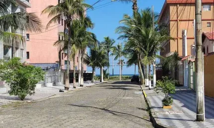 Casa à venda em Praia Grande, Jardim Real, com 2 quartos, 100m²