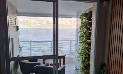 Apartamento à venda em Praia Grande, Canto do Forte, com 2 quartos, 70m²