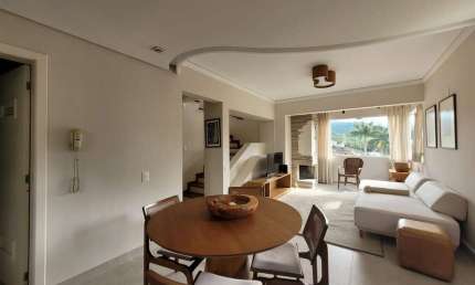 Lindo Duplex com 1 suíte para venda na Lagoa da Conceição, em Florianópolis: