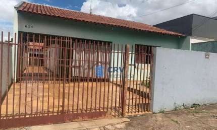 Casa zoneamento comercial  à venda, 245 m² por R$ 790.000 - Centro - Londrina/PR