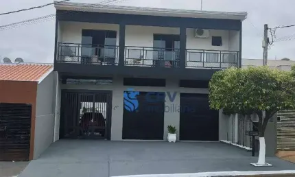 Sobrado com 3 dormitórios à venda, 266 m² por R$ 950.000,00 - Jardim Do Leste - Londrina/PR