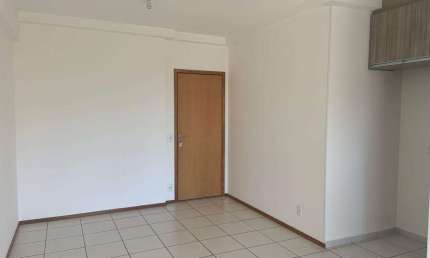 Apartamento com 3 dormitórios à venda, 69 m² por R$ 470.000,00 - Aurora - Londrina/PR