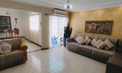 Casa para alugar, 201 m² por R$ 6.900,00/mês - Ipanema - Londrina/PR
