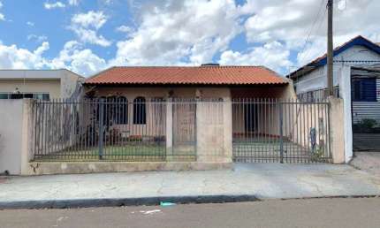 Casa com 3 quartos à venda na Rua Ipanema, Ipanema, Londrina