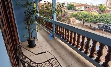 Sobrado com 3 dormitórios à venda, 370 m² por R$ 1.300.000,00 - Vila Brasil - Londrina/PR