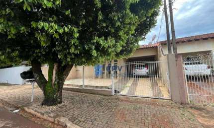 Casa para alugar, 165 m² por R$ 3.800,00/mês - Jardim Presidente - Londrina/PR