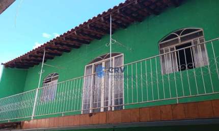 Sobrado com 4 dormitórios para alugar, 160 m² por R$ 1.970,00/mês - Maringá - Londrina/PR