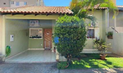 Casa com 2 dormitórios à venda, 80 m² por R$ 398.000,00 - Conjunto Habitacional Santiago II - Londrina/PR