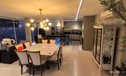 Sobrado com 3 dormitórios à venda, 349 m² por R$ 1.790.000,00 - Quebec - Londrina/PR