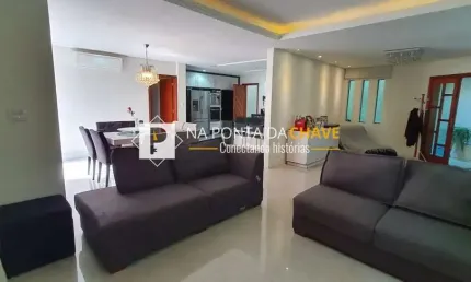 Casa com 4 quartos à venda na Rua Eunice Weaver, 151, Planalto, São Bernardo do Campo por R$ 995.000