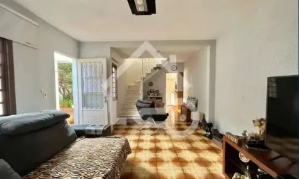 Casa com 5 quartos à venda na Rua Cravinhos, 34, Baeta Neves, São Bernardo do Campo por R$ 1.378.000