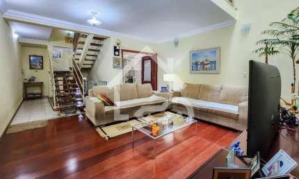 Casa com 3 quartos à venda na Alameda Dona Tereza Cristina, 92, Nova Petrópolis, São Bernardo do Campo por R$ 1.400.000
